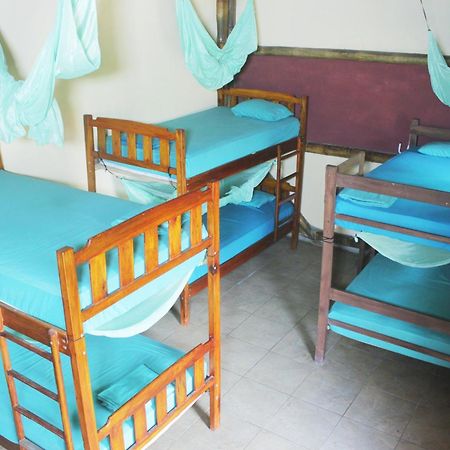 My Little House Surf&Backpacker Hostel มอนตาญิตาร์ ภายนอก รูปภาพ