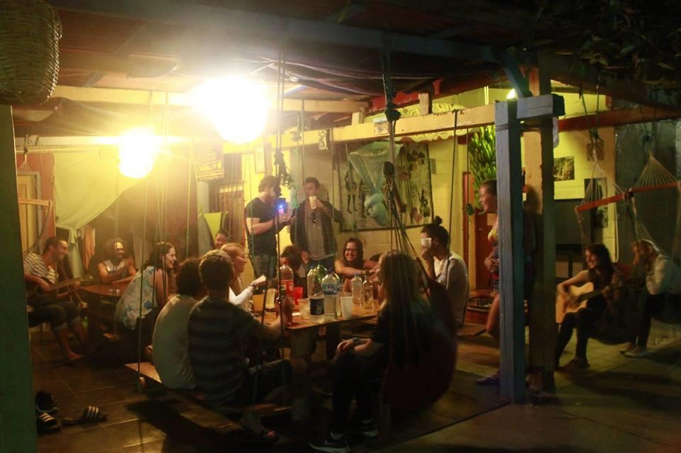 My Little House Surf&Backpacker Hostel มอนตาญิตาร์ ภายนอก รูปภาพ